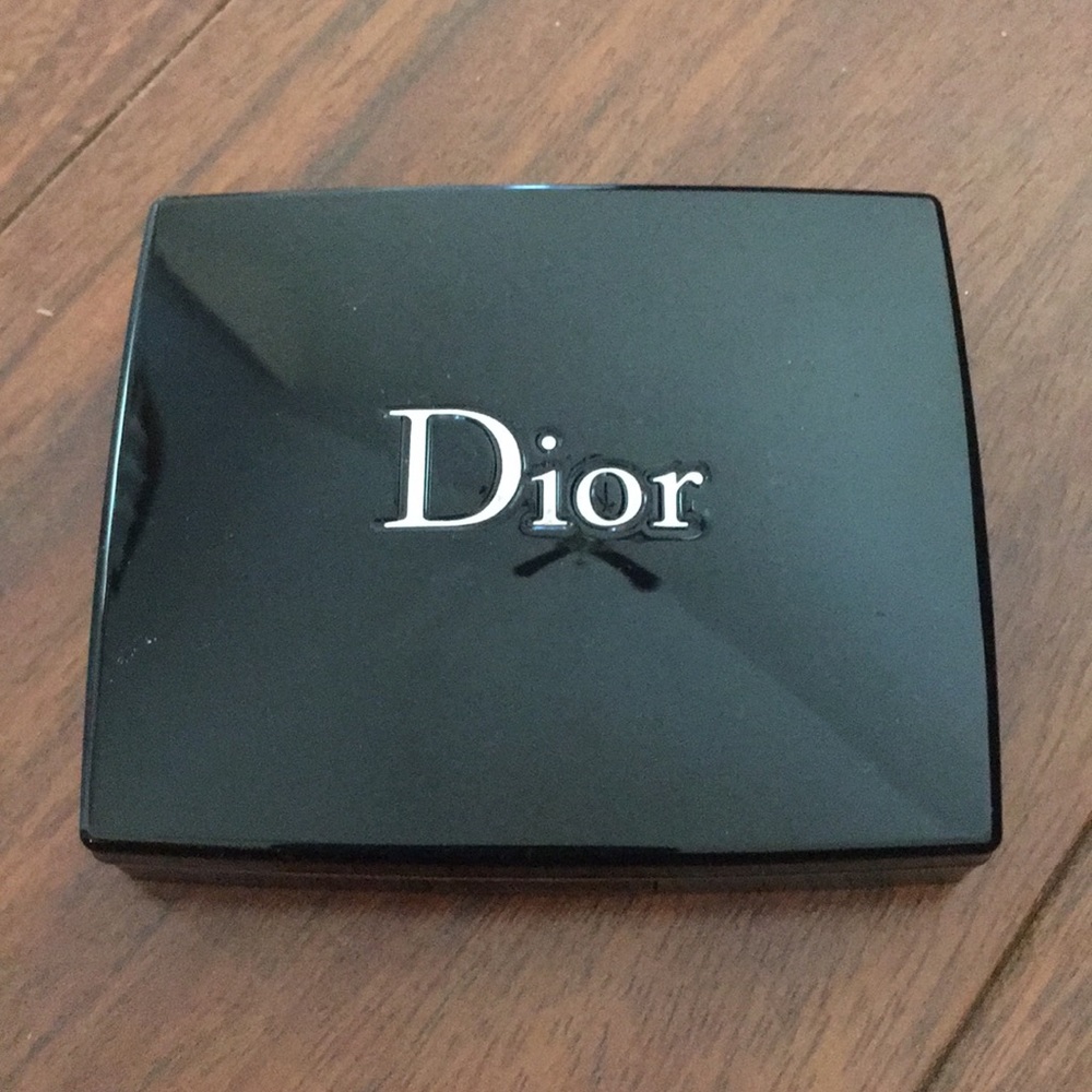 Dior 5 color eyeshadow in 646, used